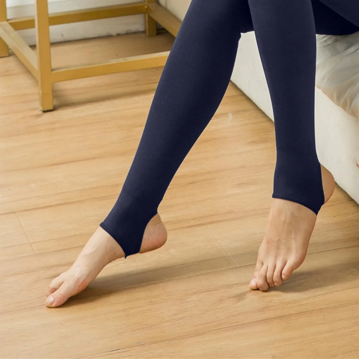 Fleece Lined Leggings Women High Waisted Stirrup Warm Gym Workout Leggings Soft Thermal Tights Athletic Yoga Pants