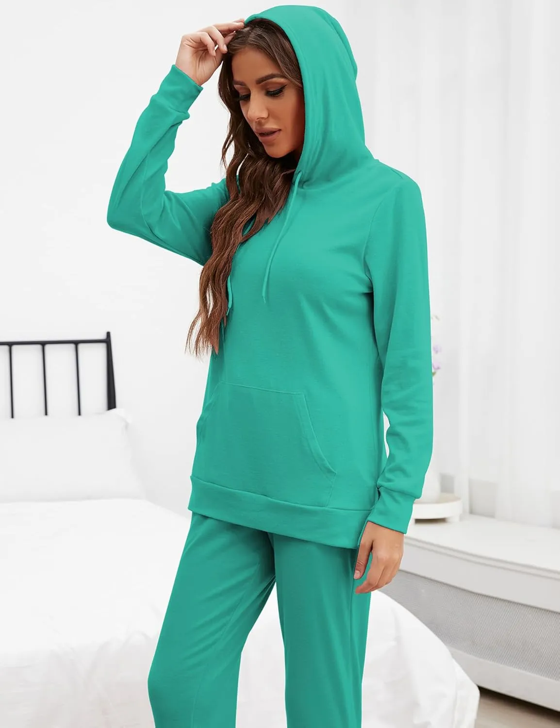 ZHENWEI Sweatsuits for Women Set Jogger Set Hoodie Two Piece Lounge Suit Long Sleeve Athletic Outfits Kangaroo Pockets